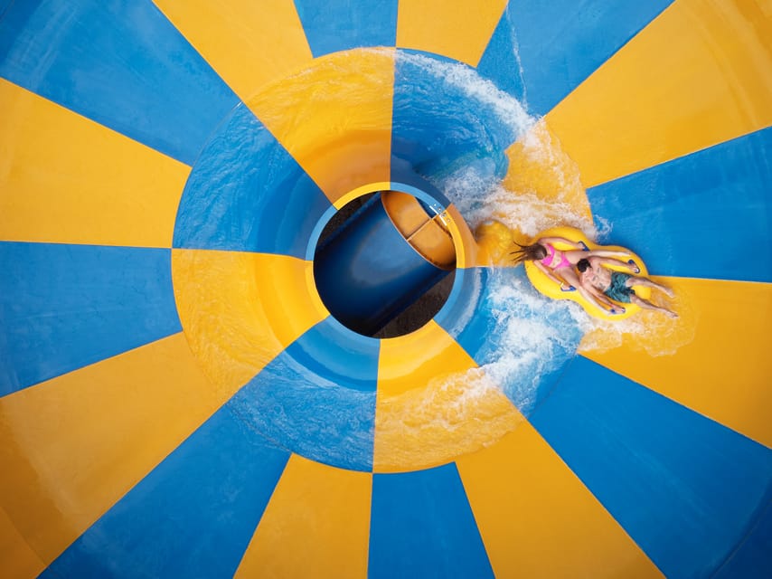 Pfäffikon: Alpamare Water Park Entry Ticket - Alpamare’s big selling point: summer feelings indoors and out