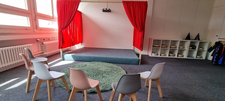 Play Village - Zurich's only Indoor Playground for Roleplay - Cafeteria Break: Adults Can Recharge