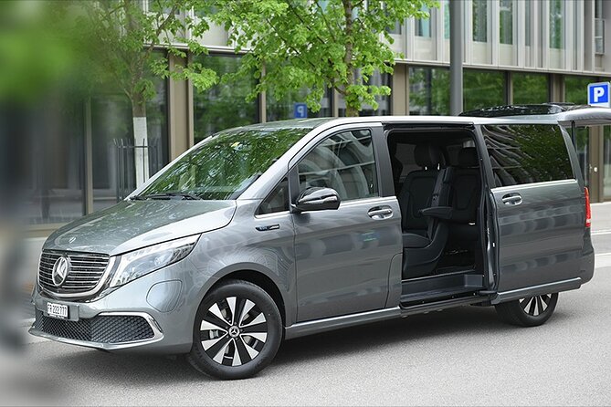 Private Arrival Transfer: from Zurich Airport to Zurich City - Meeting Your Driver After Baggage Claim at Zurich Airport