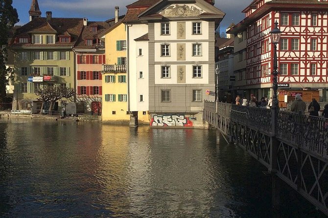 Private Classic Lucerne City Walk - Ritter Palace: Danse Macabre in a 16th-Century Setting