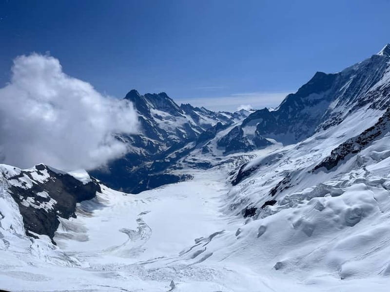 Private Day Tour to "Top of Europe", incl Swiss Picknick - Train ride to Jungfraujoch: scenic, but also strategic