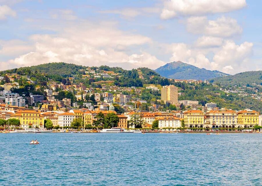 Private Day Trip to Lake Como & Lugano from Zürich by Car - Bellinzona, the UNESCO Three-Castle Stop That Anchors the Day