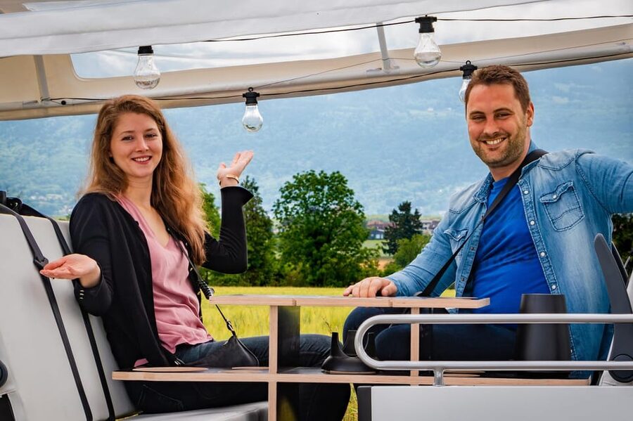 Private Highlights Top Places Tour Electric TukTuk 1h15 - That special viewpoint on the heights: where the Geneva photos look big
