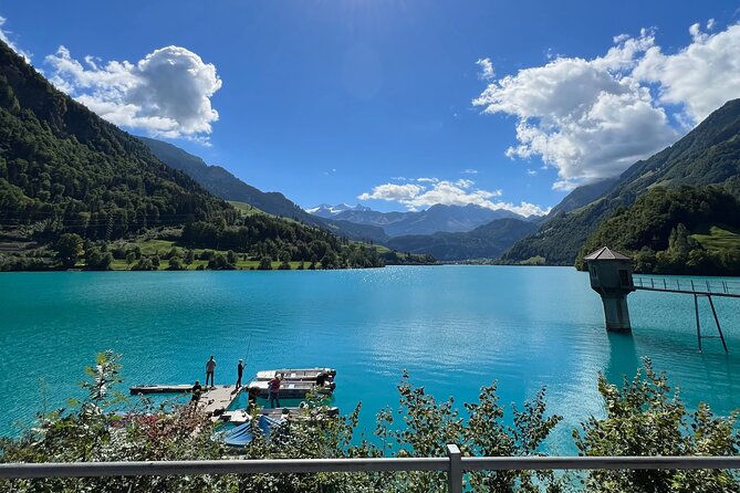 Private Luxury Tour of Switzerland - Interlaken: quick mountain views between Lake Thun and Lake Brienz