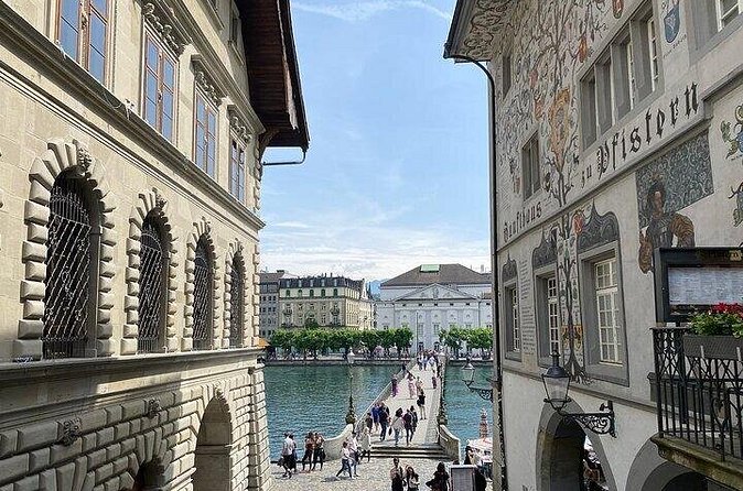 Private Luzern and Mount Titlis Experience in Swiss Splendor - Titlis Cliff Walk: why the climb matters as much as the summit