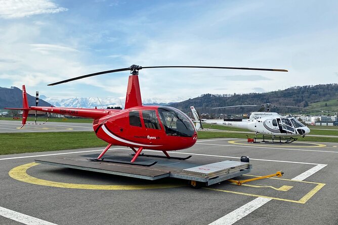 Private Swiss Alps helicopter tour over snow covered mountain peaks and glaciers - The route highlights: Jungfraujoch, Schilthorn, Eiger, Interlaken, then the lakes
