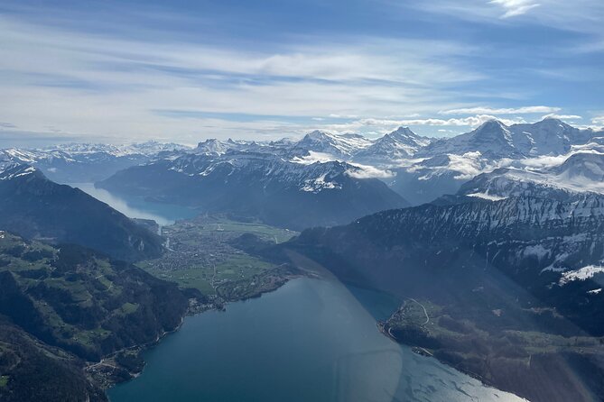 Private Swiss Alps helicopter tour over snow covered mountain peaks and glaciers - Pilot time: why Oliver’s style matters in a private flight
