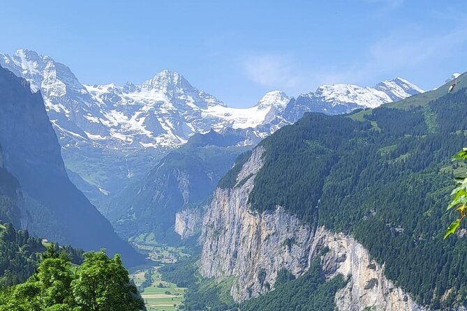 Private Swiss Alps Tour Lauterbrunnen, Villages, lakes Waterfalls - Iseltwald and Grindelwald: lake views and Eiger energy