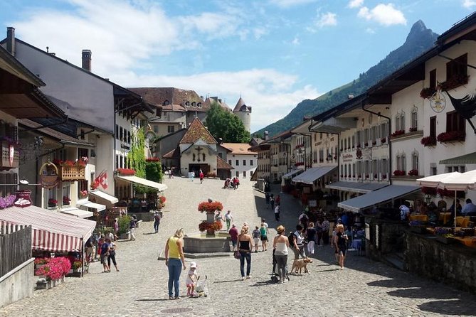 Private Swiss Cheese and Chocolate Tour from Interlaken - Gruyères Town Hours Plus a Countryside Picnic Near the Village