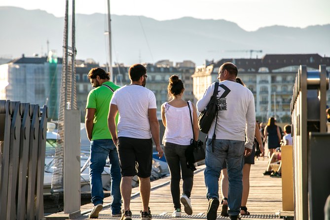 Private Tour of Geneva in 60 minutes with a Local - National Monument: National Pride You Can See From Afar