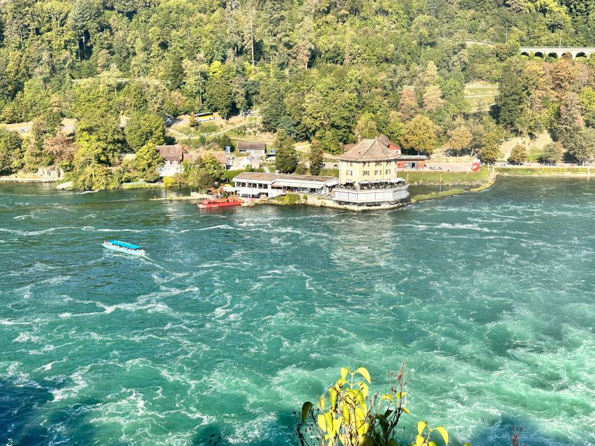 Private Tour to the Rhine Falls with Pick-up at the Hotel - A 3.5-hour Rhine Falls plan that actually fits a day
