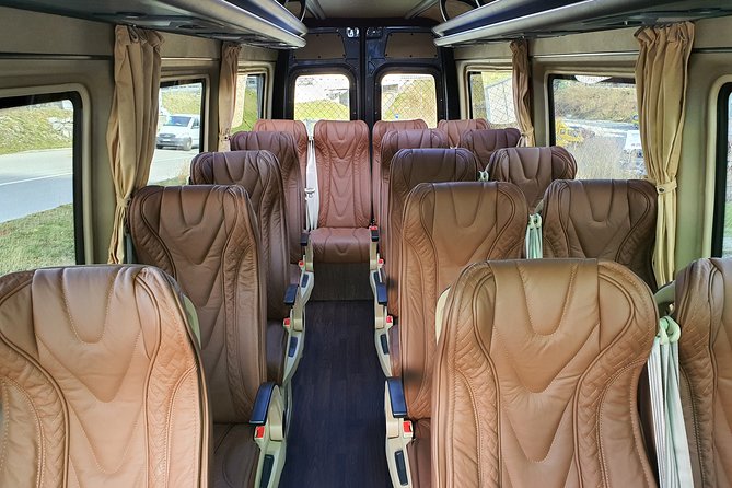 Private transfer from Bern City to Zurich Airport - Luggage rules, child seats, and winter gear that are actually useful