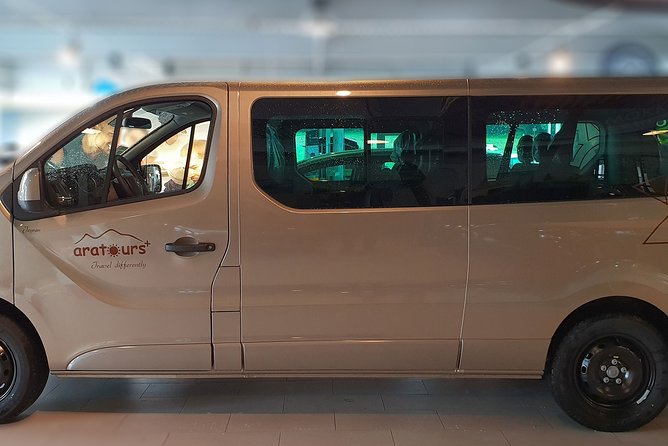 Private transfer from Lucerne to Zurich Airport - The drive itself: smooth, professional, and on time
