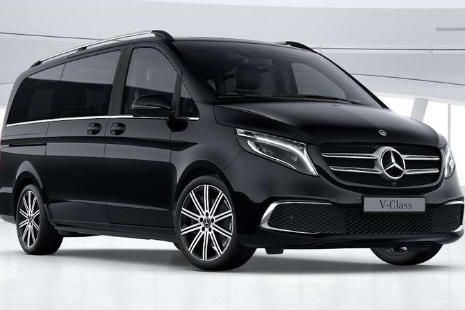 Private Transfer: Lucerne to Zurich Airport ZRH by Luxury Van - A private Lucerne to Zurich Airport transfer that removes the little headaches