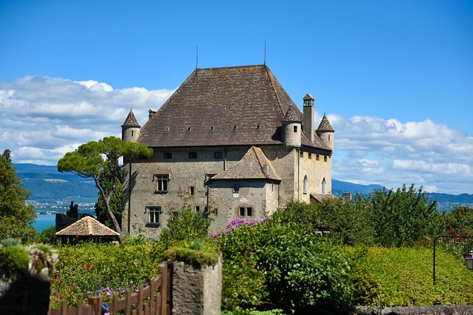 Private Trip from Geneva to Yvoire and Évian-Les-Bains in France - Key highlights at a glance