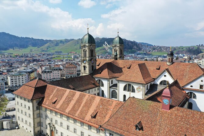 Rapperswil, Cheese, and Lindt Home of Chocolate from Zurich - From Sihlquai to three Swiss favorites in one day