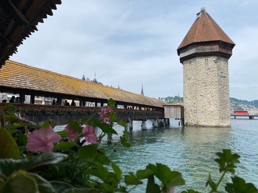 Revealing Lucerne: Self-Guided Reading City Tour - Over twenty frescoed houses: the highlight that changes how you see streets