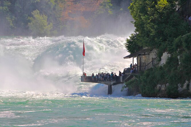 Rhine Falls Coach Tour incl. entry tickets from Zurich - Rhine Falls: the big attraction, timed for photos and real-time drama