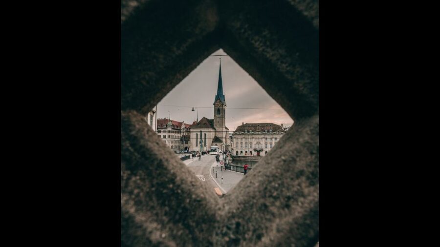 Secret Doors of Zurich Discovery Walk - Meeting in front of Kantorei, then getting your bearings fast