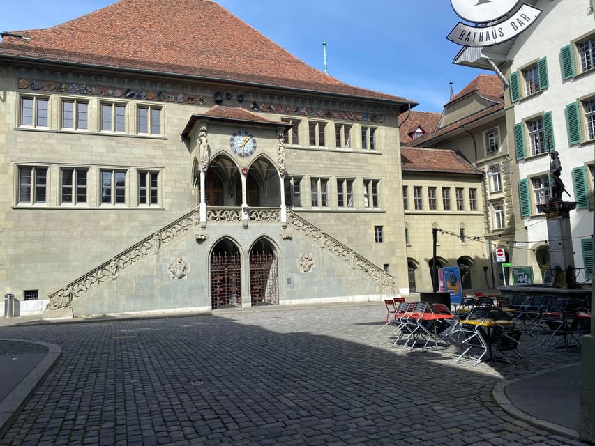 Self-Guided Reading City Tour in Bern - Federal Palace and City Hall, where Bern shows its government face