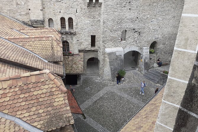 Six Hour Private Tour of The Swiss Riviera - Price and value for a private group of up to 3
