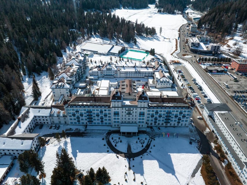 St. Moritz: Express Walk with a Local in 60 minutes - Chesa Futura: why this stop matters for your first impressions