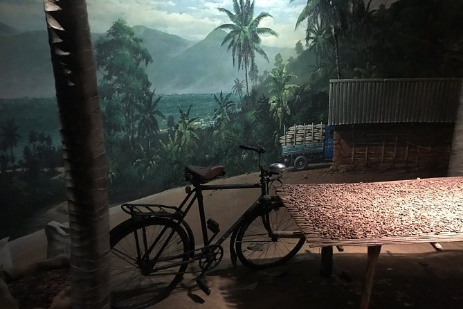Swiss Chocolate Adventure at Swiss Museum of Transport in Lucerne - Your ride: a chocolate-cube car and a 30-minute story