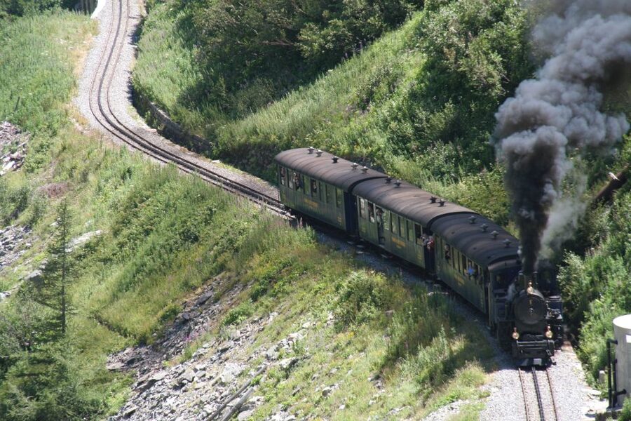 Switzerland: Private Day Tour by car with unlimited km - Why unlimited km changes your day more than you think