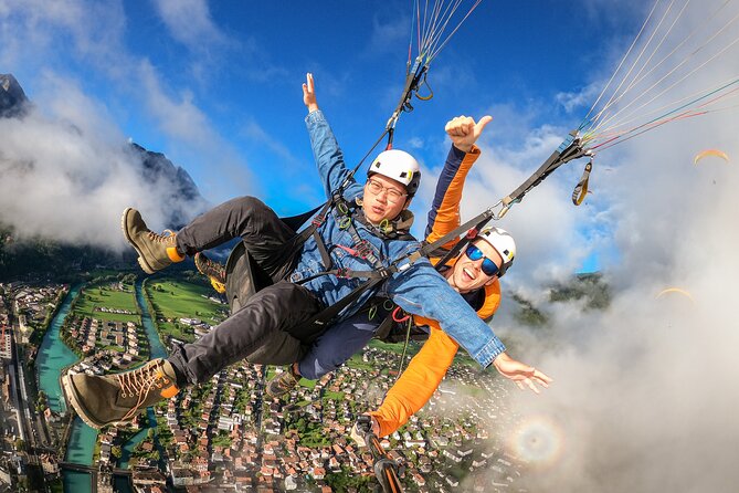 Tandem Paragliding Experience with Transport from Interlaken - A practical checklist for a smoother day