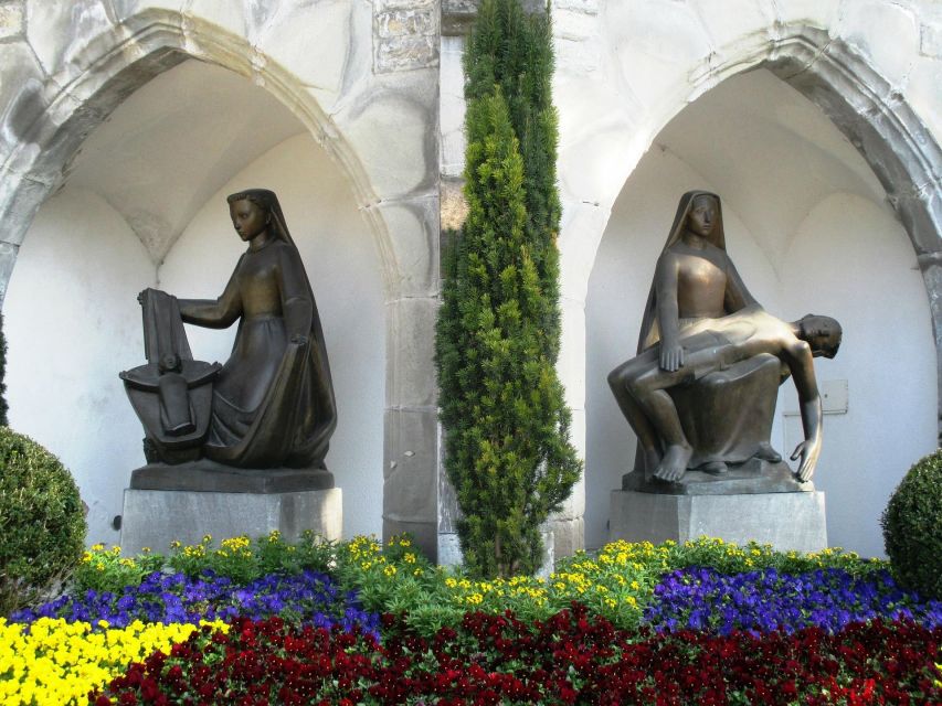 Vaduz Private Guided Walking Tour - Where you meet in Städtle, and why that matters