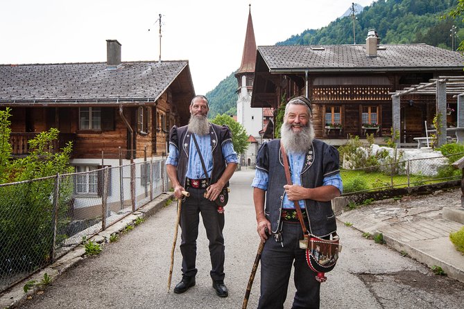Winter Gruyères, chocolate & cheese tour from Lausanne - Lausanne to Broc: Getting to Gruyères Without the Stress