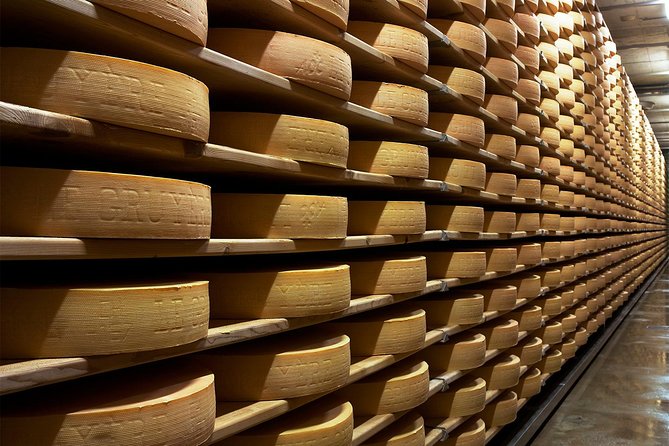Winter Gruyères, chocolate & cheese tour from Lausanne - Gruyères AOP Cheese Factory, Museum Time, and Fondue Moment