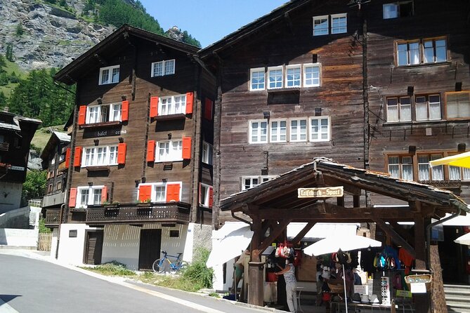 Zermatt 2-Hour Small Group Village Walk - Gourmetweg: Tennis Courts, Winter Ice, and Architecture From Two Eras