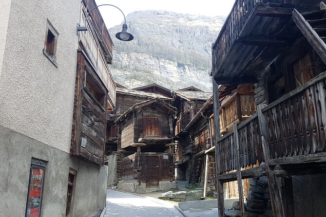 Zermatt 2-Hour Small Group Village Walk - Kirchbrücke Bridge Viewpoint: Getting the Classic Matterhorn Photo (With Weather in Mind)