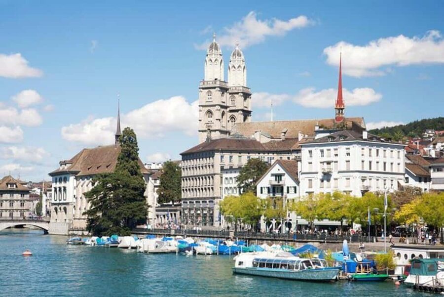 Zurich: 2 Hour VIP City Tour By Private Car - Door-to-Door Zurich, Without the Usual Street-Map Headache