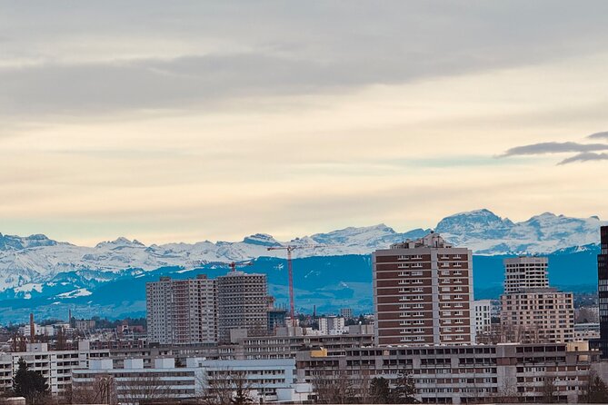 Zurich Adventure : Walking tour, Lake Cruise and Cable Car - Lake Zurich Cruise: Chocolate Talk, Lindt Factory, and Celebrity-Linked Views
