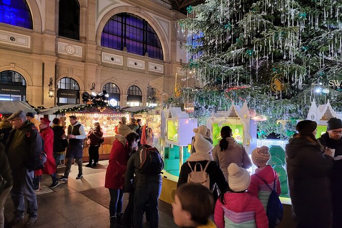 Zurich Christmas Market Tour - Walcheplatz and the Singing Christmas Tree: follow the sound
