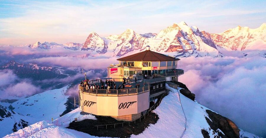 Zurich: Day trip to Schilthorn, Thrill Walk, and Bond World - Skyline View and Thrill Walk over the drop