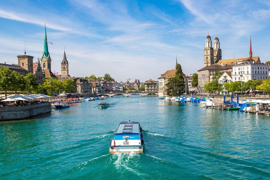 Zurich Discovery Walking Tour - Getting picked up, and why “central hotel” matters