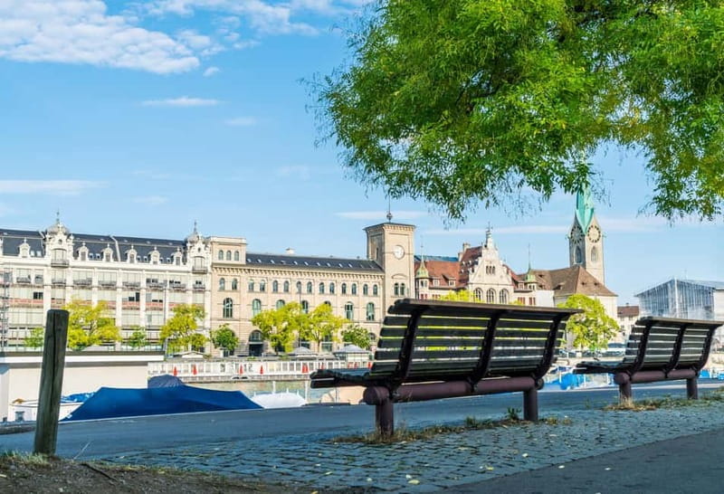 Zurich: Express Walk with a Local in 60 minutes - Meeting at Zurich Town Hall, then getting your bearings fast