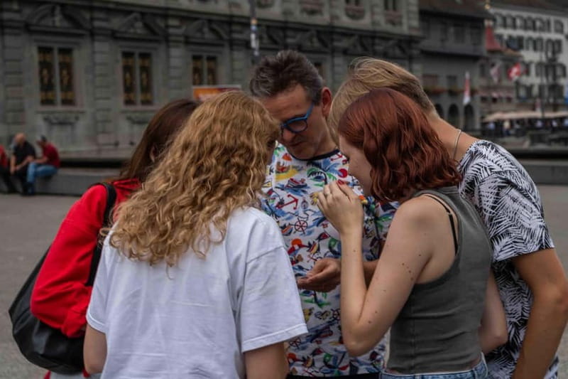 Zürich: guided Escape Game - Boatride, Snacks and Drinks - The 2-Hour Flow, Step by Step