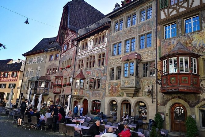 Zürich, Lindt Chocolate, Rheinfalls and Stein am Rhein - Lindt Factory Outlet Kilchberg: chocolate shopping with time to browse