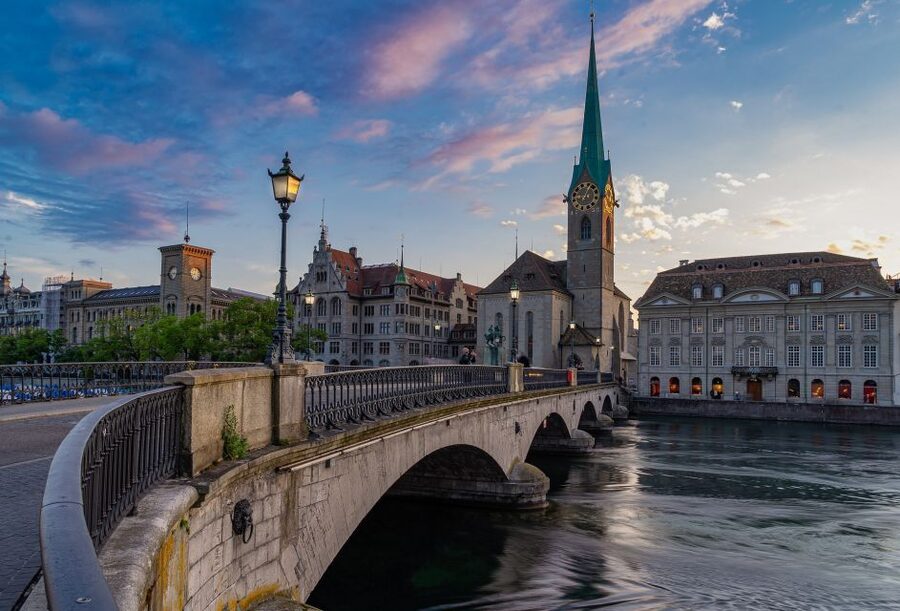 Zurich - Old Town Private Walking Tour - Starting on the Grossmünster steps, then walking downhill into Old Town