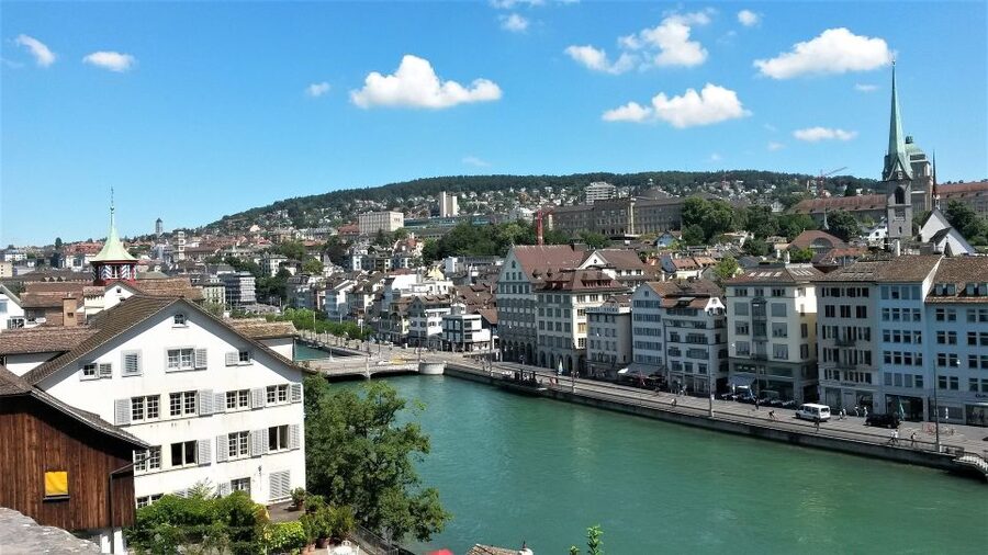 Zurich - Old Town Private Walking Tour - Lindenhof square: Roman castle roots and a view that links everything