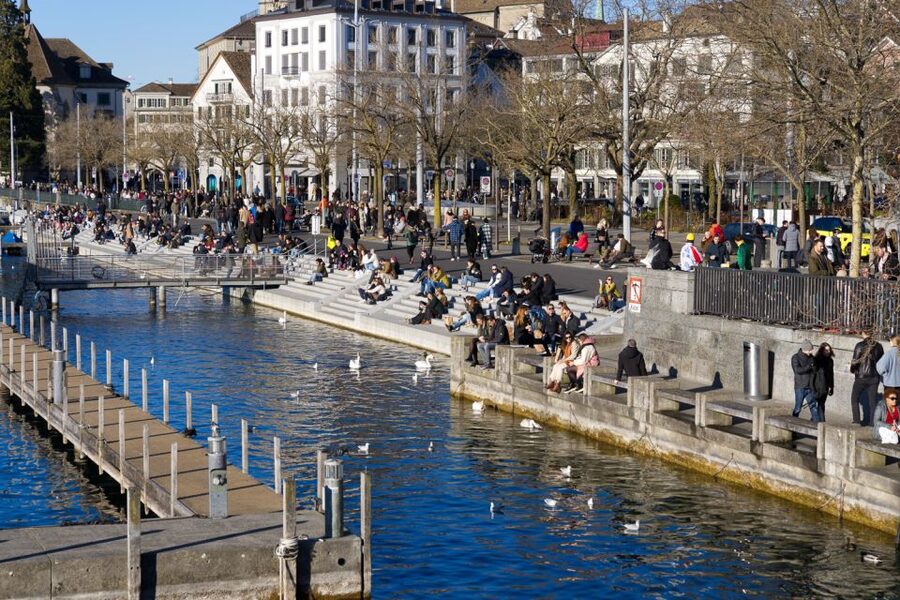 Zurich Old Town Walking Tour: 2-Hours - Should You Book This Zurich Old Town Walking Tour?
