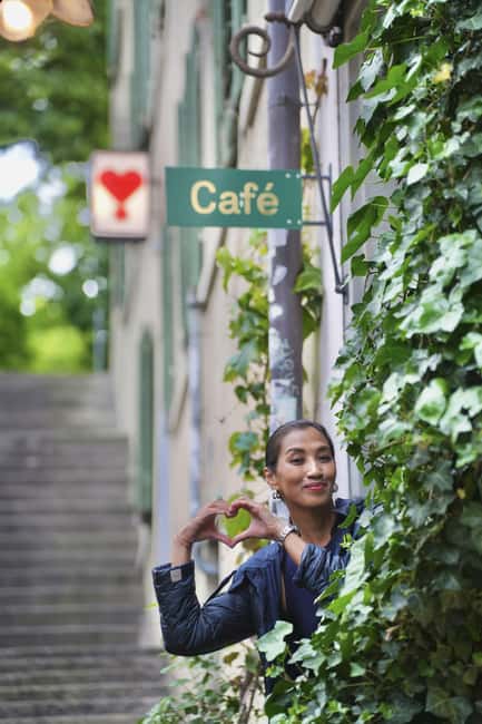 Zurich: Private City Walking Tour with Polybahn Ride - Lake Zurich Stops: A Break From Streets, Plus a Real Cafe Moment