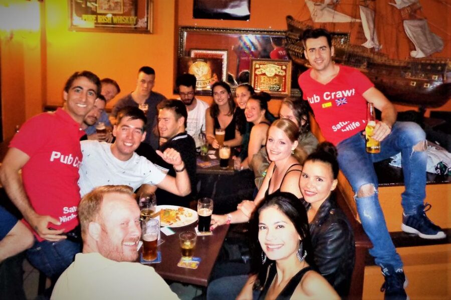 Zurich: Pub Crawl Nightlife Tour with Shots and Snacks - What kind of night you will have (and who it fits best)