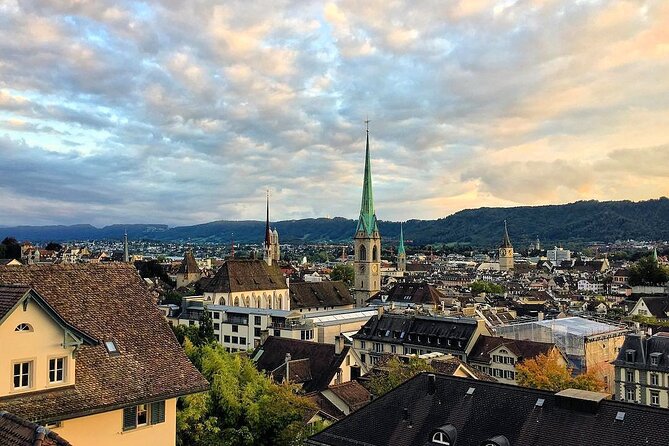 Zurich Small-Group Walking Tour Including a Lake Cruise - Lindenhof, the “oasis” stop that frames the whole city