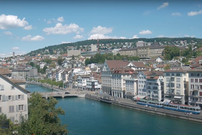 Zurich tour with Lake Zurich Cruise & Lindt Chocolate Experience - Lake Zurich cruise: what 25 to 30 minutes gets you