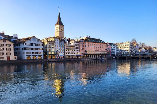 Zurich Walking Tour: Explore Top Sights & Hidden Gems - Niederdorf and Münsterhof, Where Everyday Old Town Life Meets Medieval Power